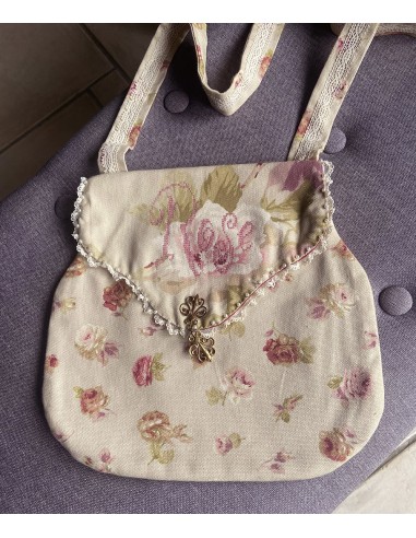 Sac bandoulière brodé rose