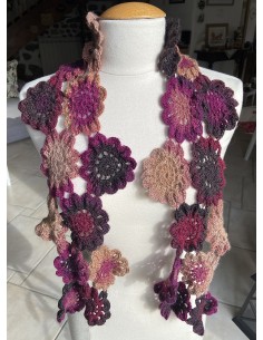 Echarpe fleurs en mérinos