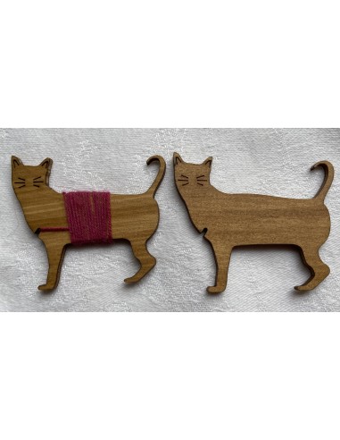 Porte-fil en bois : Chat